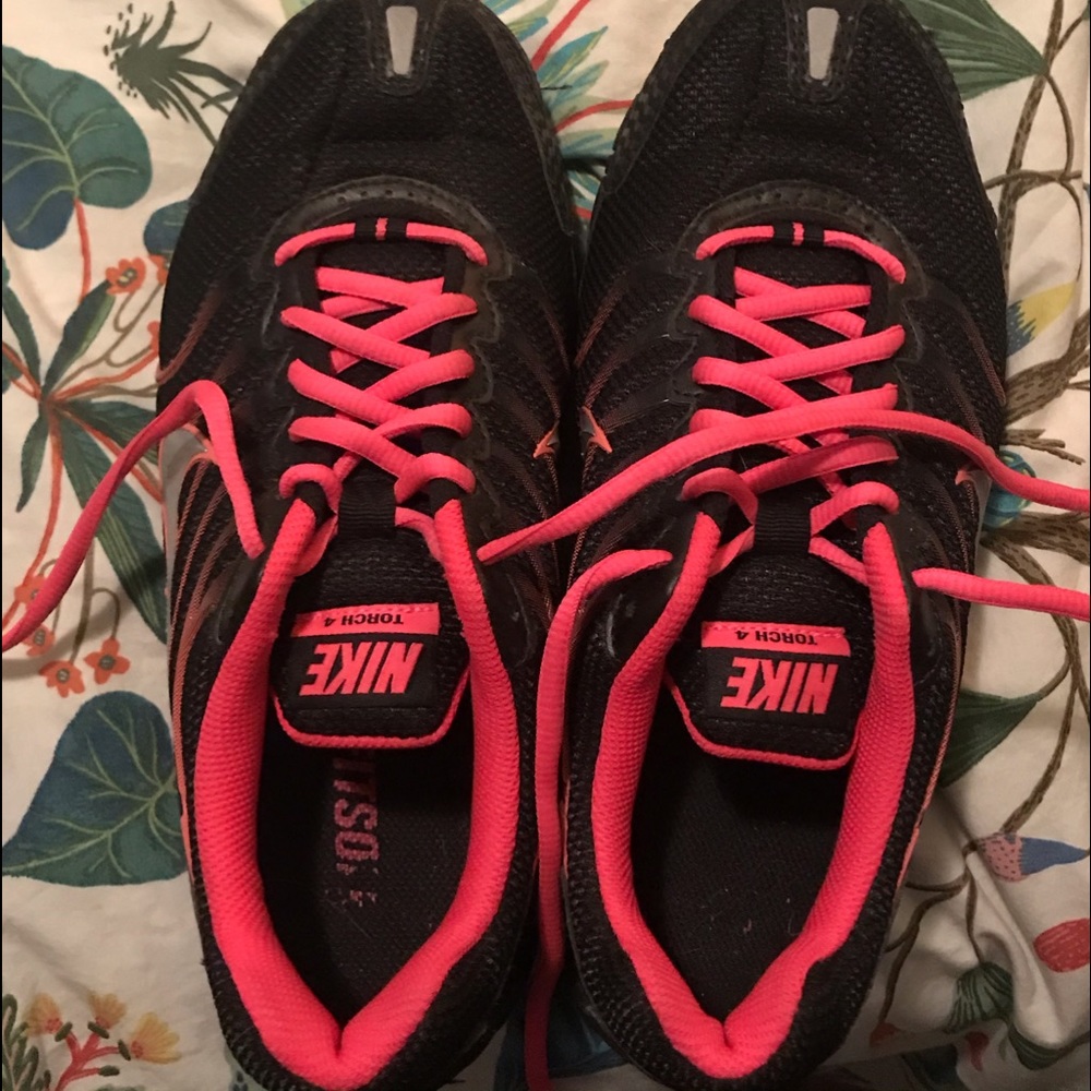Women’s sneakers